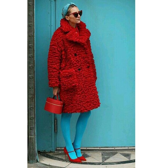 💥SHOWSTOPPER!💥 FLUFFY CURLY YARN BORG SHEARING COAT in VIVID RED - Picture 2 of 16